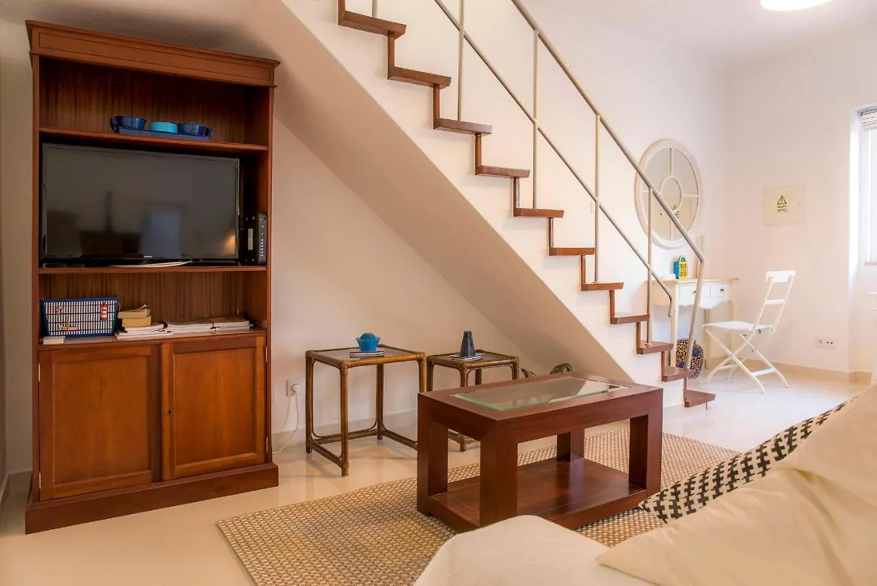 B34 - Central Townhouse In Lagos Vila 0*,
