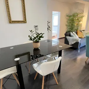 Apartamento Com Terraço Grande Apartamento